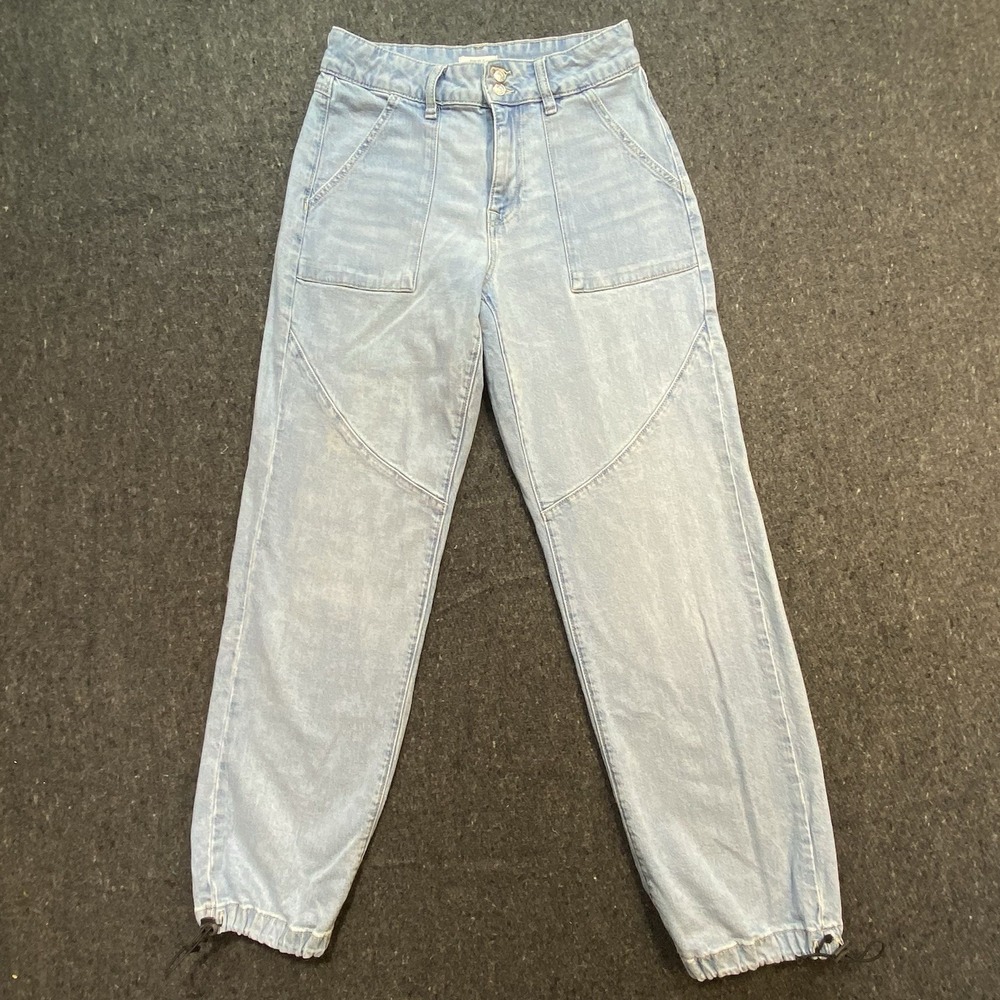 Forever 21 Patchy Springy Ankle Casual Light‎ Washed Blue Jeans Women's Sz M